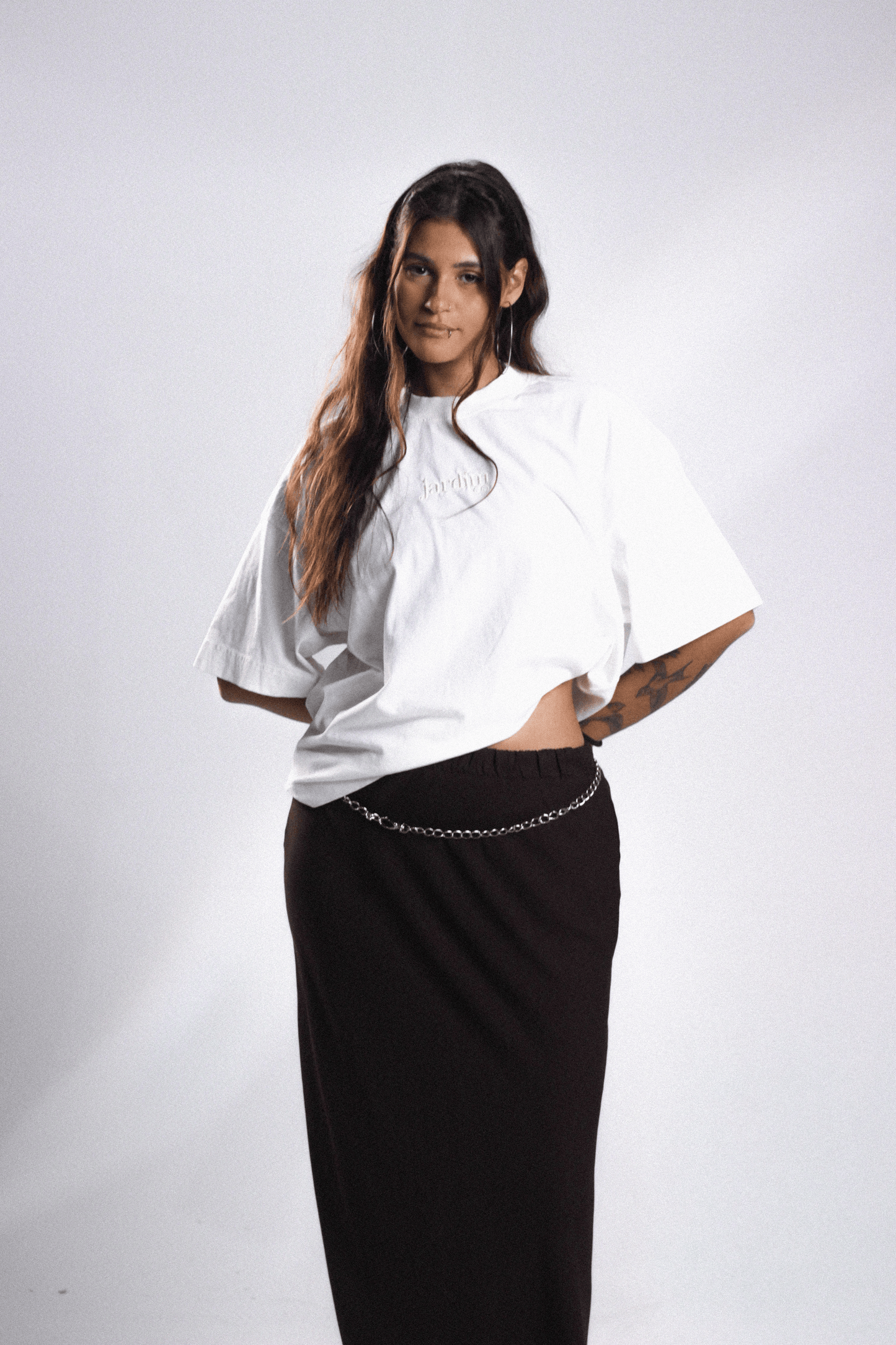 Boxy Tee Logo Bordada Off White